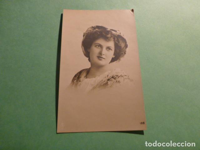 Postais: MUJER ELEGANTE POSTAL
