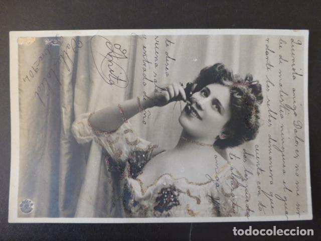 Postales: MUJER ELEGANTE POSTAL - Foto 1