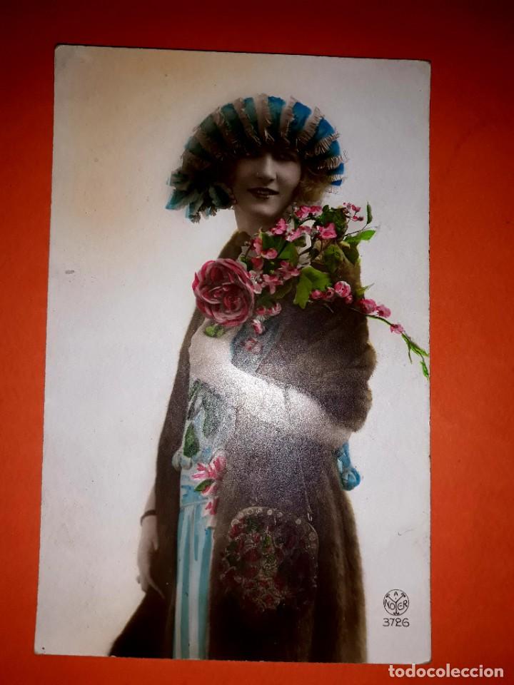 Postkarten: Antigua Postal Mujer No Escrita