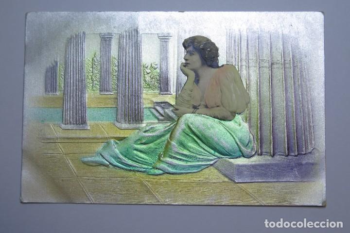 Postales: POSTAL. MUJER PENSATIVA. RELIEVE