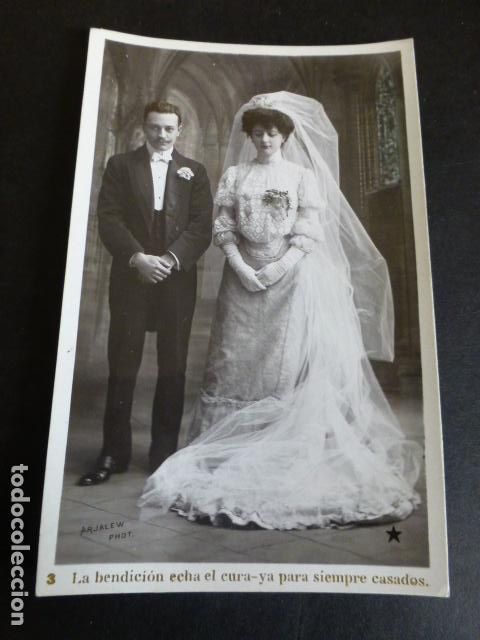 Postais: PAREJA DE RECIEN CASADOS POSTAL