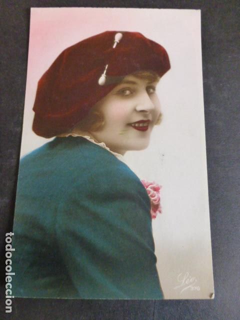 Postais: MUJER ELEGANTE POSTAL