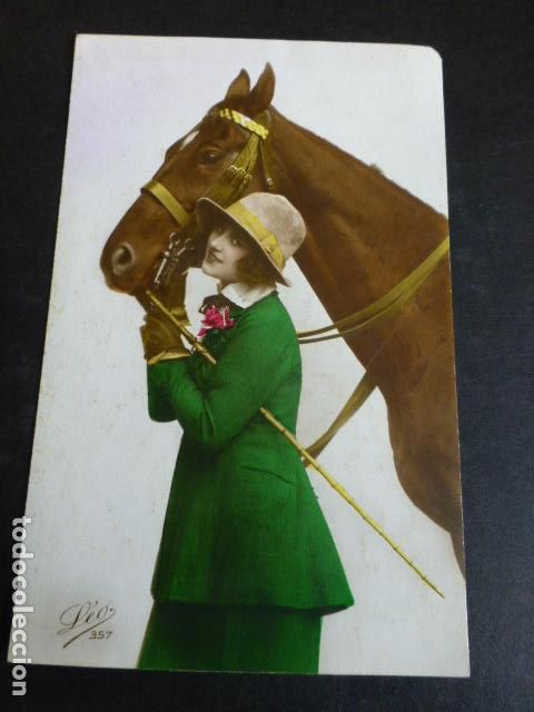 Postales: MUJER ELEGANTE POSTAL - Foto 1