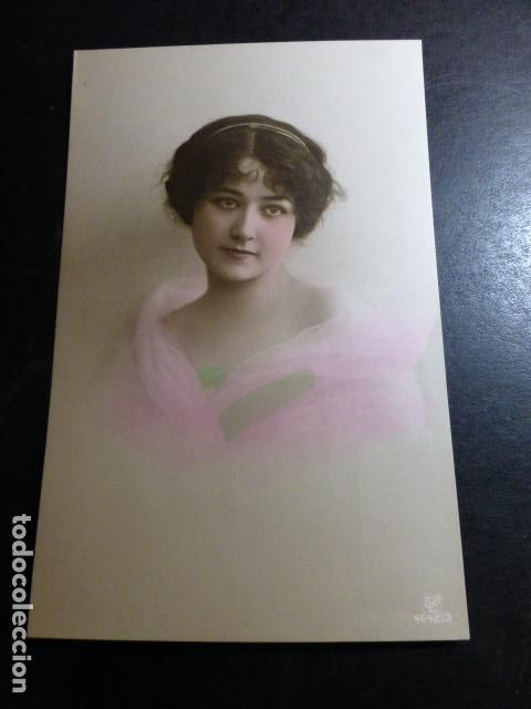 Postcards: MUJER ELEGANTE POSTAL