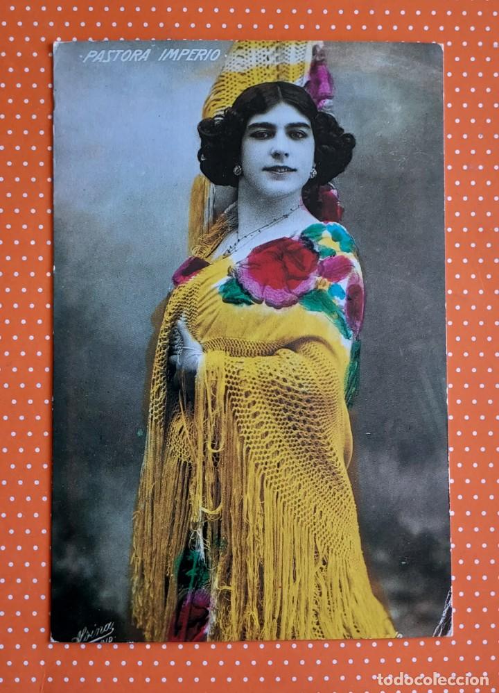 Cartoline: POSTAL DE PASTORA IMPERIO. REPRODUCCI&Oacute;N MODERNA: 1982.