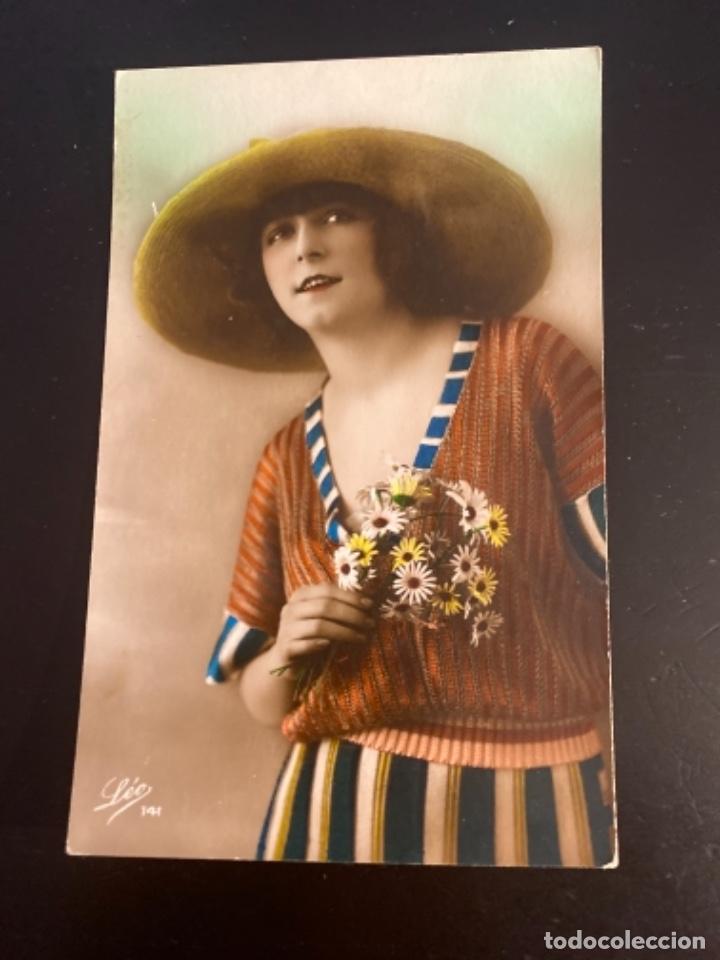 Cartes Postales: 7 - Tarjeta postal a&ntilde;os 20 fotograf&iacute;a mujer Leo Paris 141