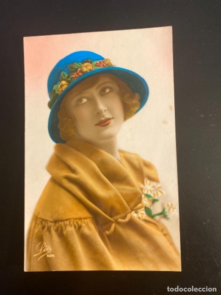 Cartoline: 7 - Tarjeta postal a&ntilde;os 20 fotograf&iacute;a mujer Leo Paris 564