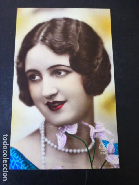 Postales: MUJER ELEGANTE POSTAL - Foto 1