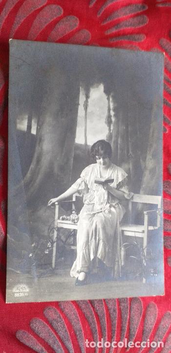 Cartoline: MUJERES-V12-135X85mm-MUJERES