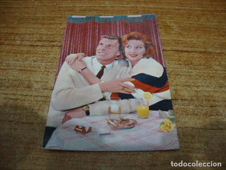 Postais: POSTAL PAREJA ENAMORADOS TOMANDO UNA COPA NUEVA