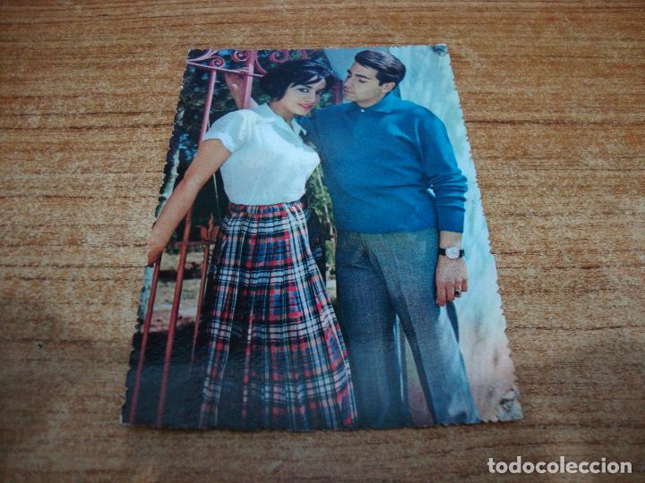 Postais: POSTAL PAREJA ENAMORADOS NUEVA