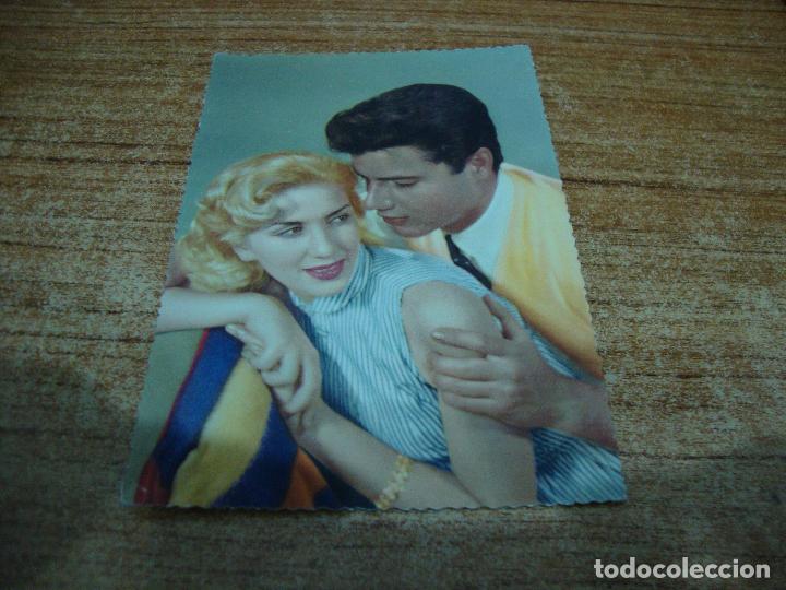 Postais: POSTAL PAREJA ENAMORADOS ABRAZO NUEVA