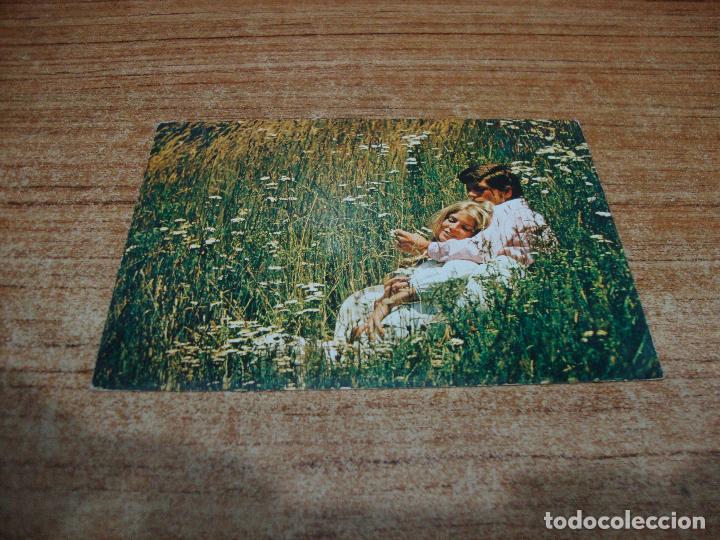 Cartoline: POSTAL PAREJA ENAMORADOS NUEVA