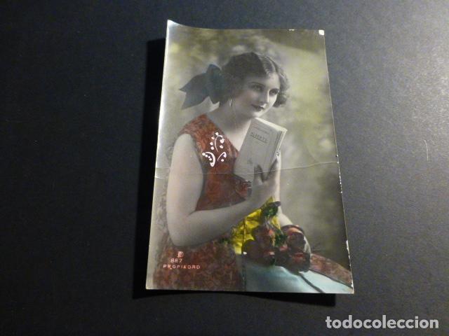 Cartoline: MUJER ELEGANTE POSTAL