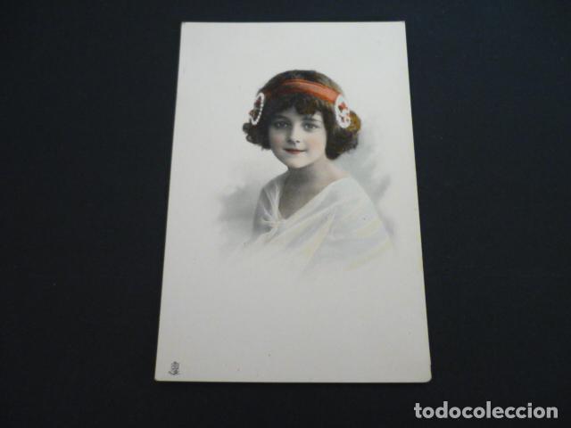 Postales: MUJER ELEGANTE CON DIADEMA POSTAL - Foto 1