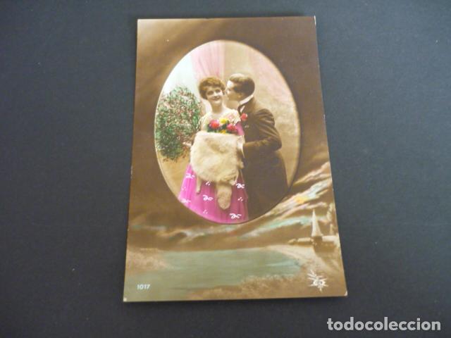 Cartoline: PAREJA DE ENAMORADOS POSTAL
