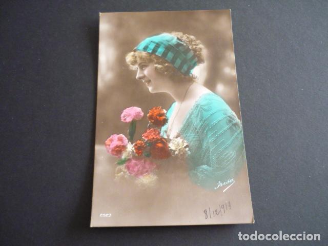Cartoline: MUJER ELEGANTE POSTAL