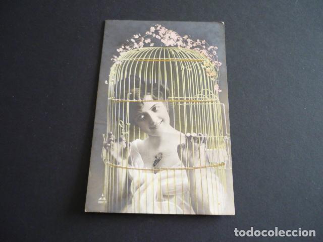 Cartoline: MUJER ELEGANTE POSTAL