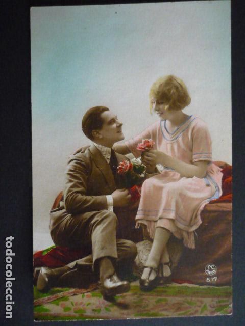 Cartoline: PAREJA DE ENAMORADOS POSTAL