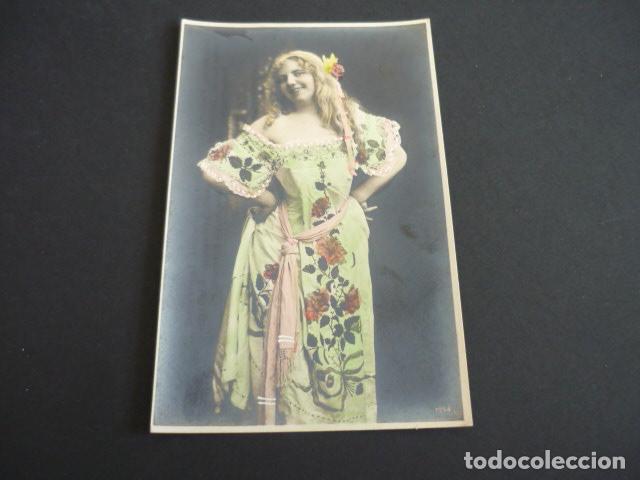 Postais: MUJER ELEGANTE POSTAL