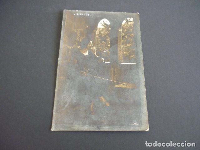 MUJER CON VIOLIN POSTAL