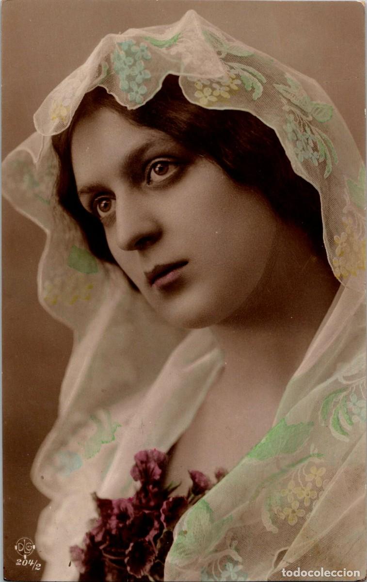 Postais: Muchacha - Con Mantilla - Postal Francesa - Coloreada - Ed. DLG n&ordm; 204/2 - 137x87mm