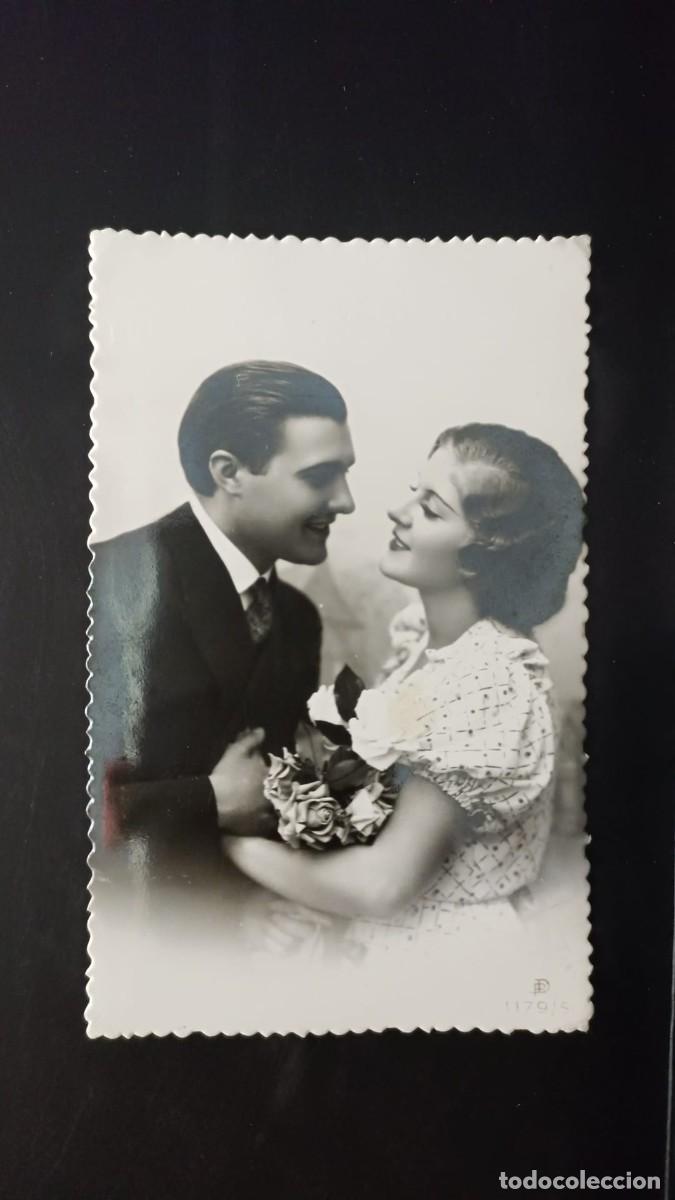 Cartoline: Postal antigua de una pareja