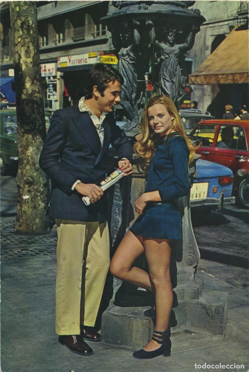 Postales: N&ordm; 2010/3-PAREJA POSANDO. Escrita en 1975. ED. POSTALES VIKINGO