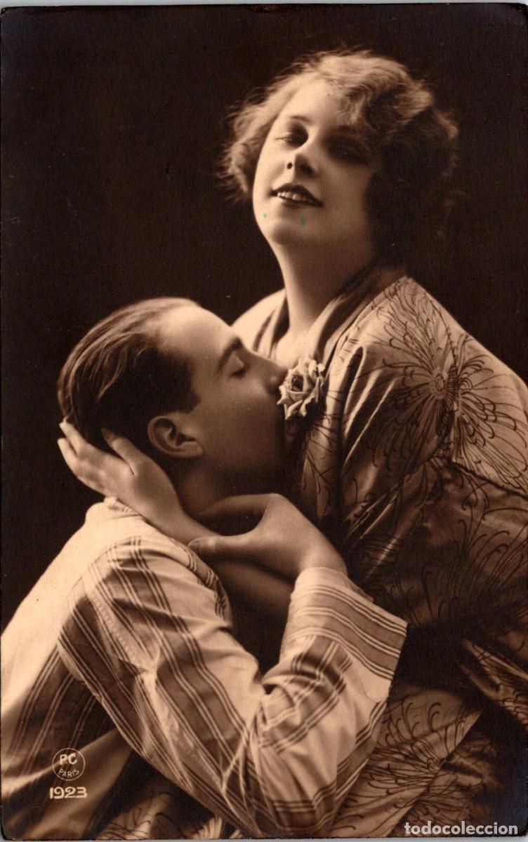 Postales: &iquest;Por qu&eacute; lo llaman amor cuando quieren decir sexo? -Postal Rom&aacute;ntica Francesa- 27.04.1931 - 137x86mm