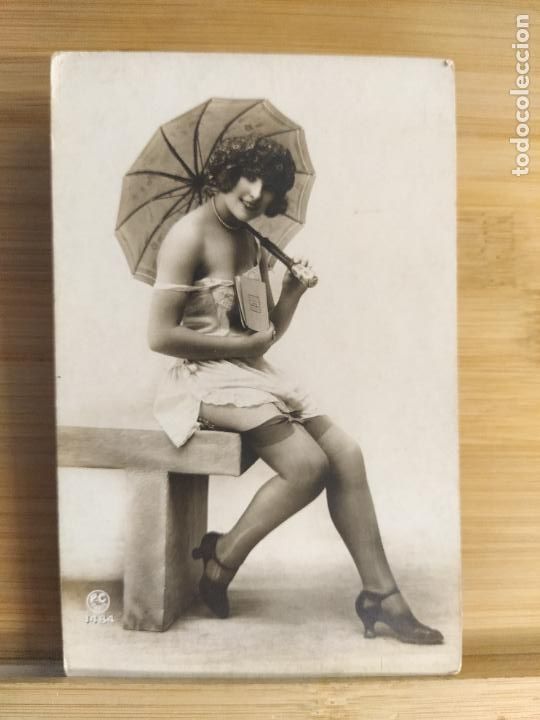 Postcards: MUJER SEMI DESNUDA CON PARAGUAS-FOTOGRAFICA-POSTAL ANTIGUA-VER FOTOS-(105.306)