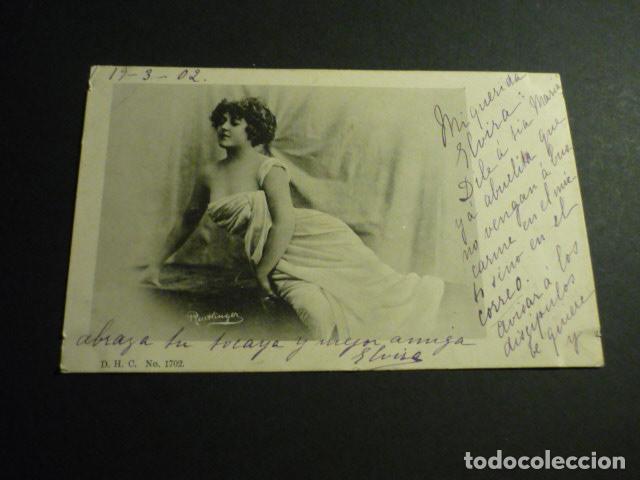 MUJER ELEGANTE POSTAL