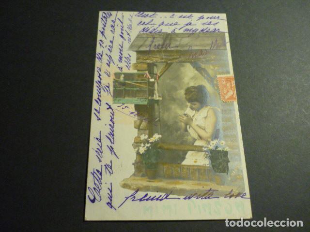 Postales: MUJER EN VENTANA POSTAL - Foto 1