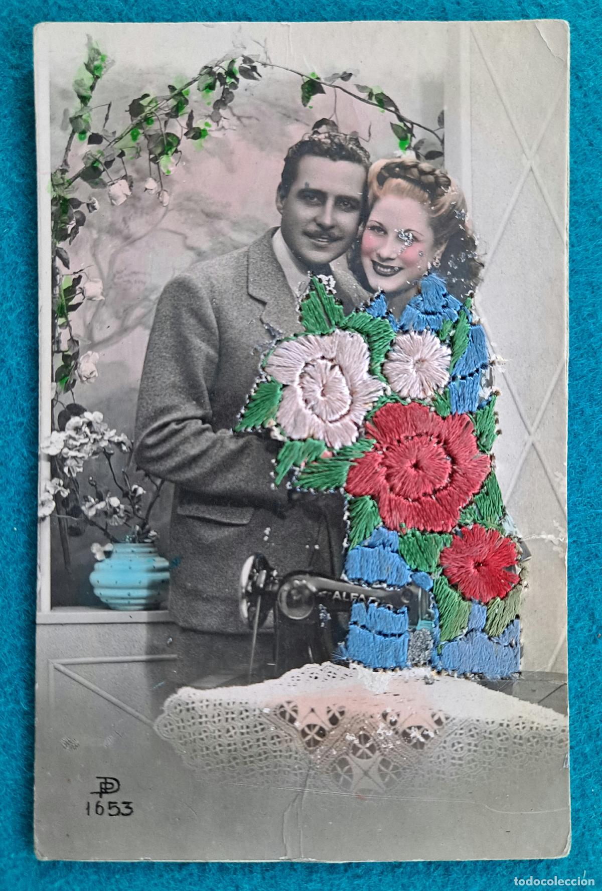 Cartoline: RW POSTAL FELICITACION PAREJA ROMANTICA FLORES BORDADA PF113