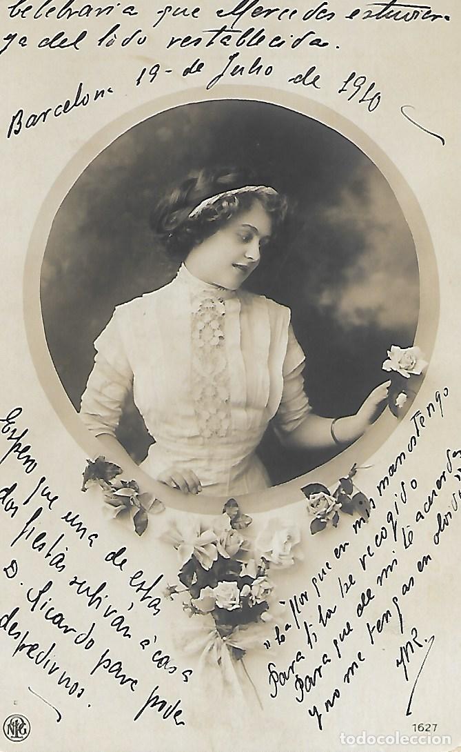 Postcards: ANTIGUA POSTAL-DAMA CON FLORES EN CIRCULO (1910)