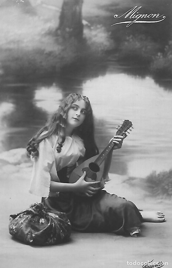 Postkarten: ANTIGUA POSTAL-MIGNON TOCANDO EL LAUD ((1913)