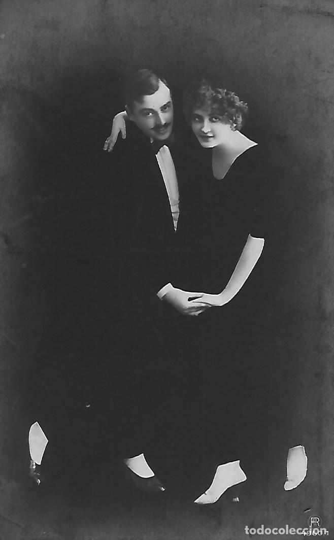 Postais: ANTIGUA POSTAL-PAREJA BAILANDO (Principios 1900)