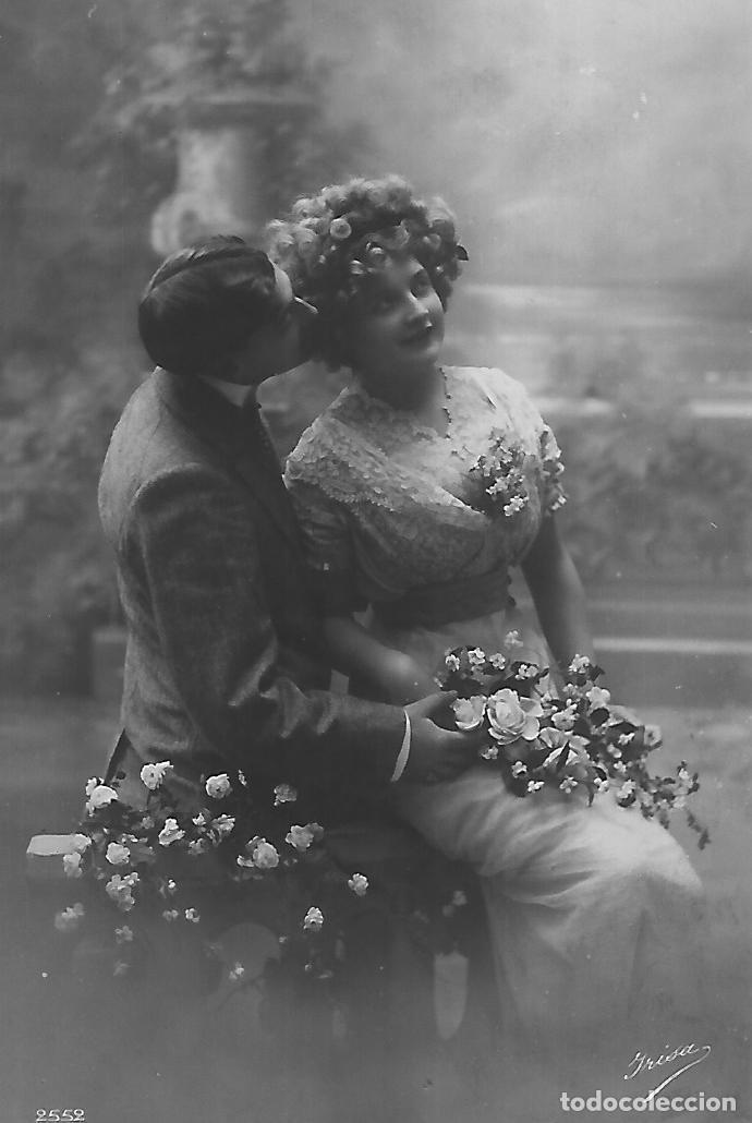 Postais: ANTIGUA POSTAL-PAREJA CON FLORES (1914)