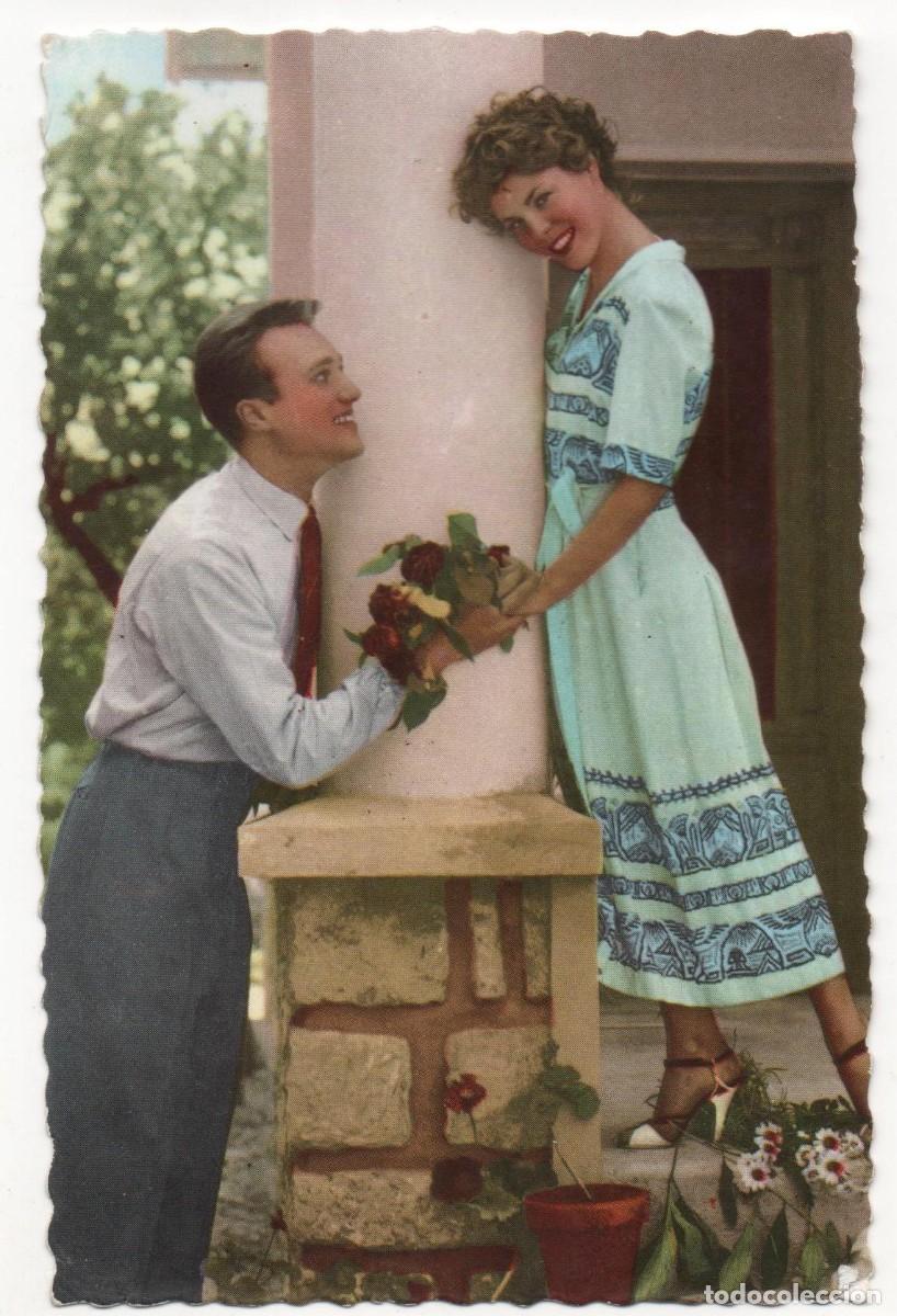 Postcards: Postal francesa-escrita-a&ntilde;os 60-70- pareja rom&aacute;ntica