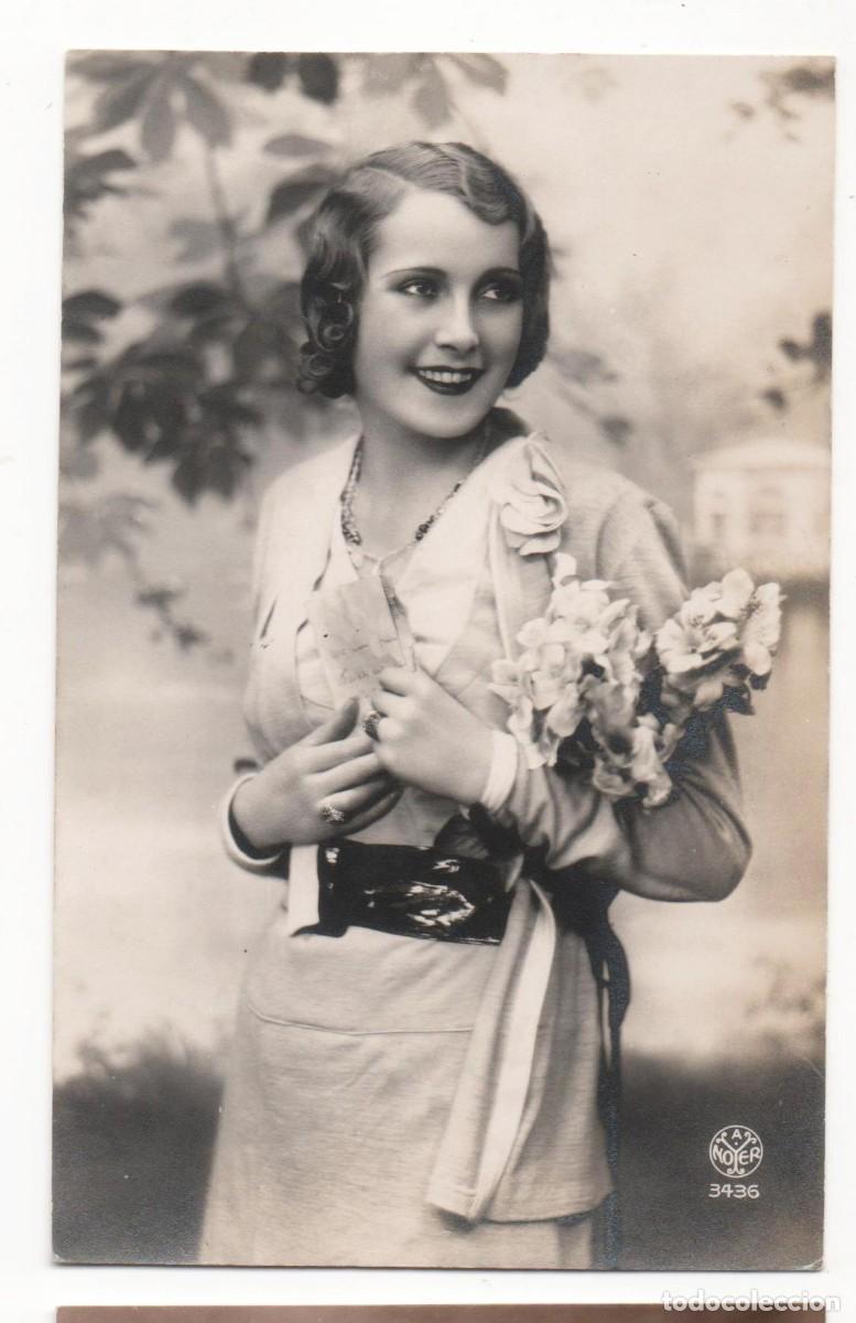 Cartes Postales: Postal francesa a&ntilde;os 30- escrita-mujer con flores