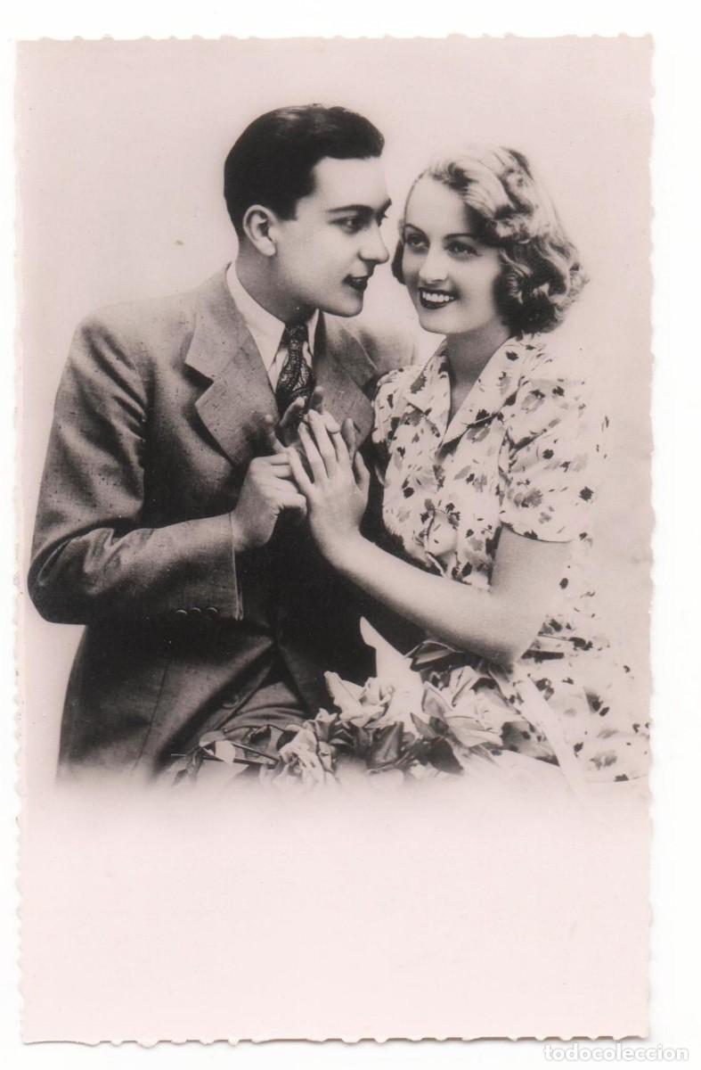 Postales: Postal francesa a&ntilde;os 40- 50 -sin circular-Pareja rom&aacute;ntica