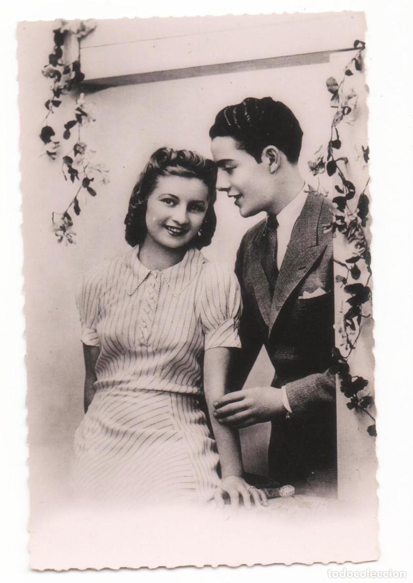 Cartes Postales: Postal francesa a&ntilde;os 40- 50 -sin circular-Pareja rom&aacute;ntica