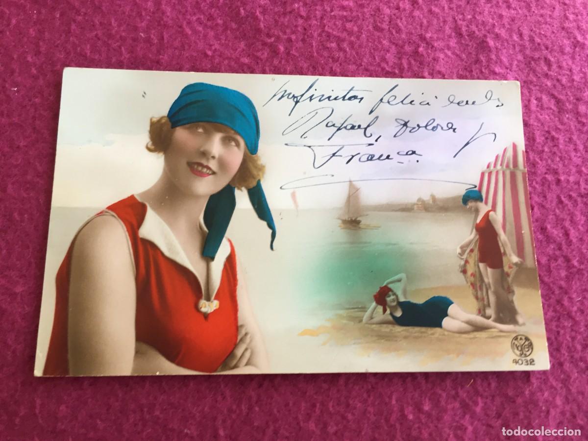 Postales: ANTIGUA POSTAL DE MUJERES EN LA PLAYA
