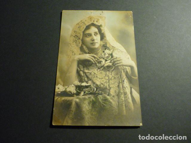 Postales: MUJER CON MANTILLA ANTIGUA POSTAL - Foto 1