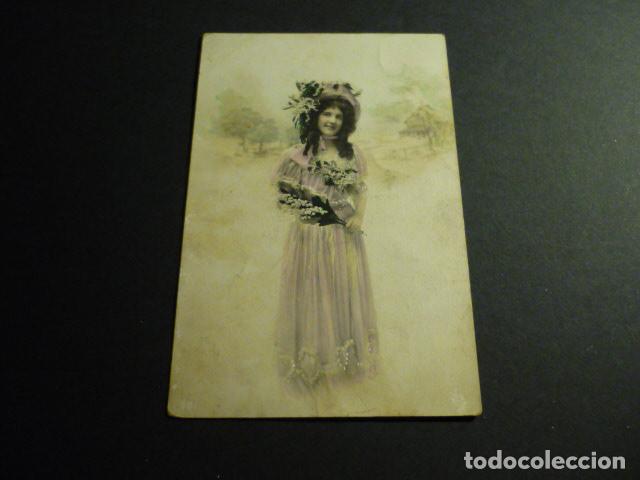 Cartoline: MUJER ELEGANTE ANTIGUA POSTAL