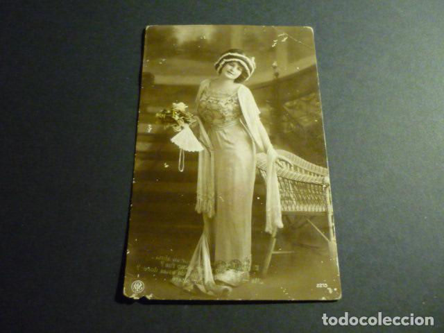 Postales: MUJER ELEGANTE ANTIGUA POSTAL - Foto 1