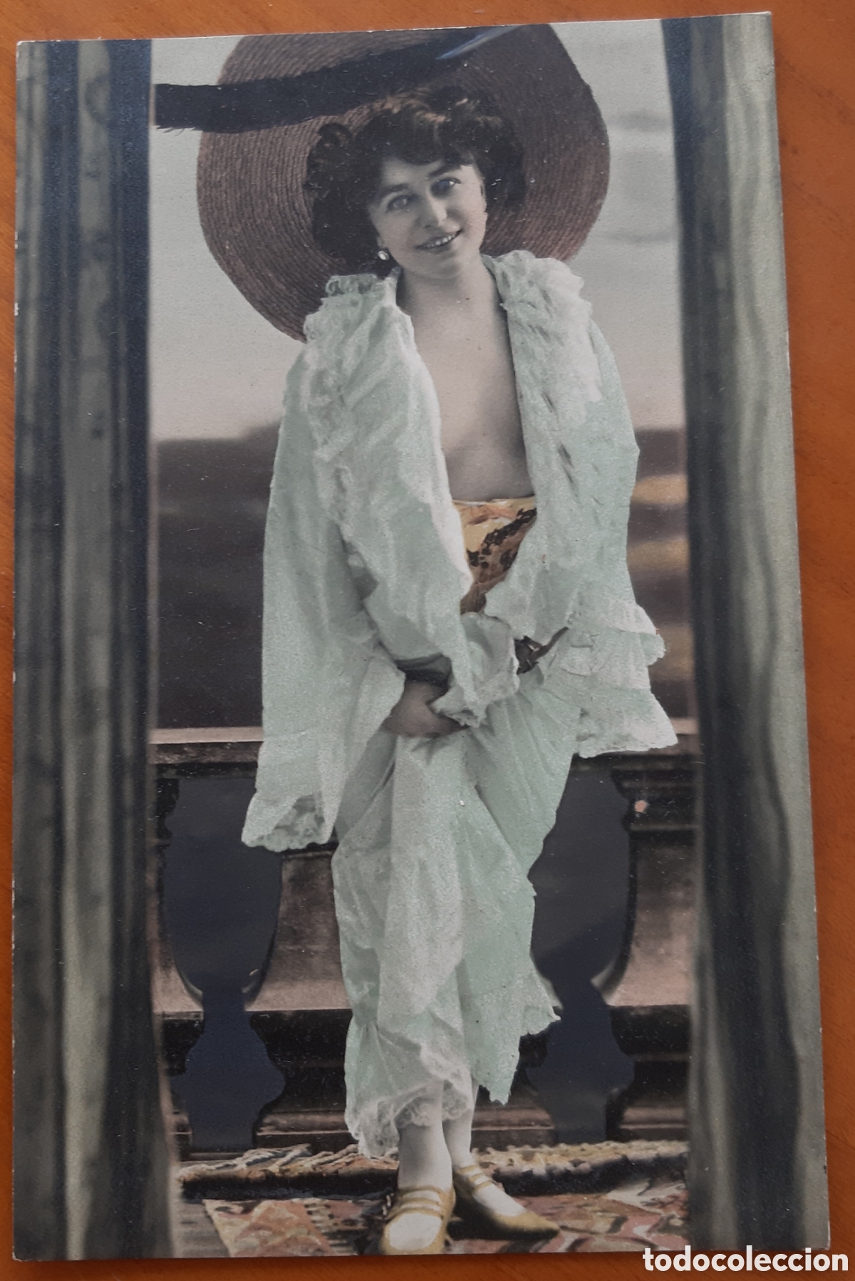 Postkarten: Postal mujer artista de &eacute;poca coloreada alemana.Sin escribir. R5047