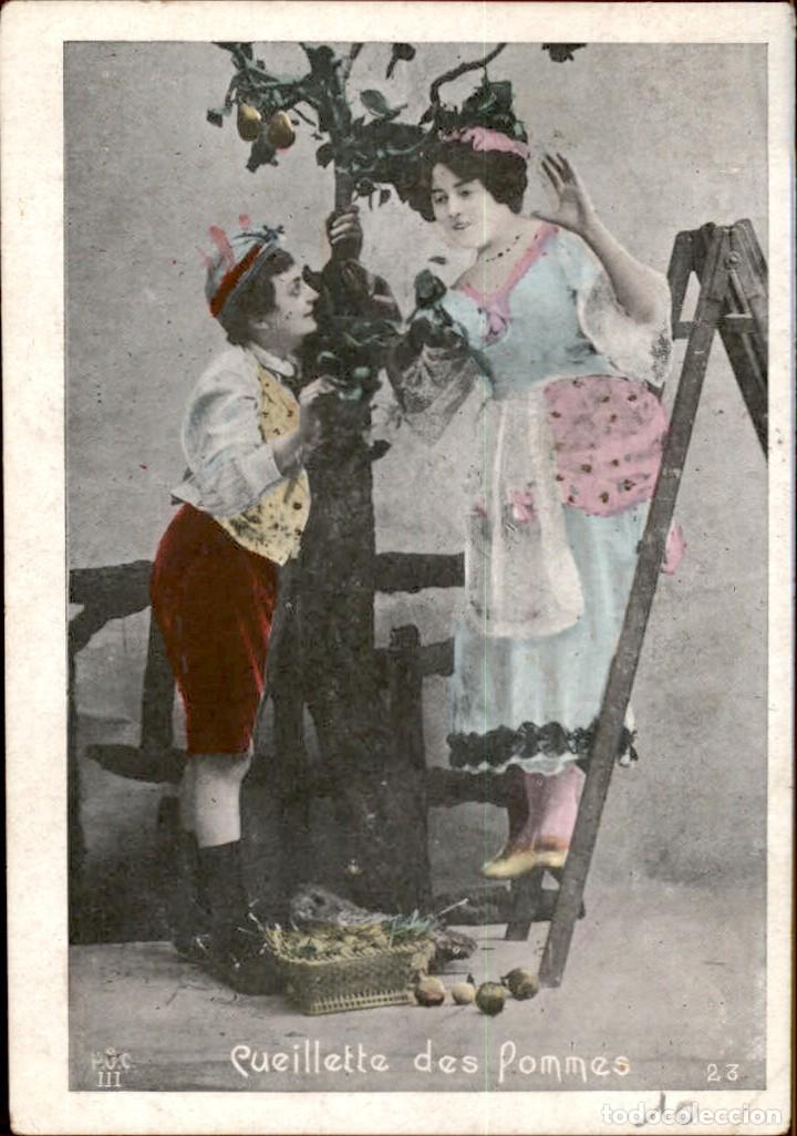 Postales: Antigua postal fotografia - Mujeres y Galantes - Circulada - Pareja - A&ntilde;os 1910/20