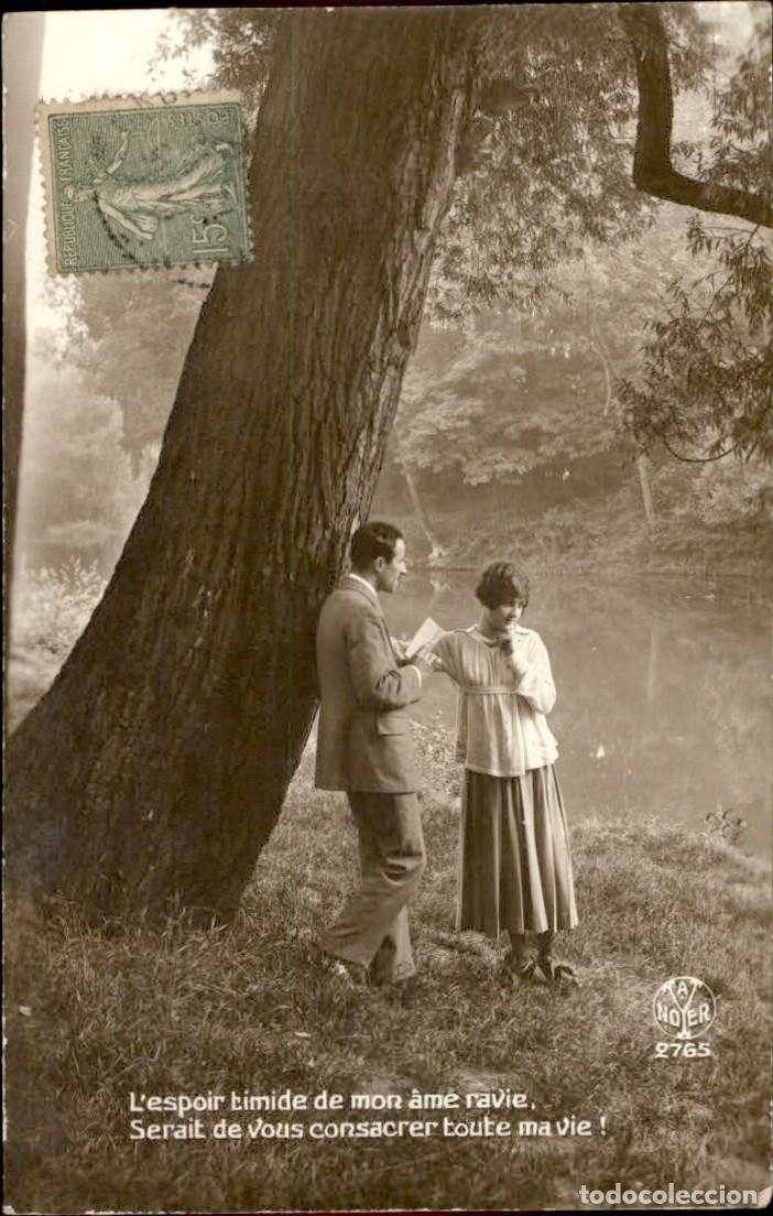 Postkarten: Antigua postal fotografia - Mujeres y Galantes - Circulada - Pareja - A&ntilde;os 1910/20