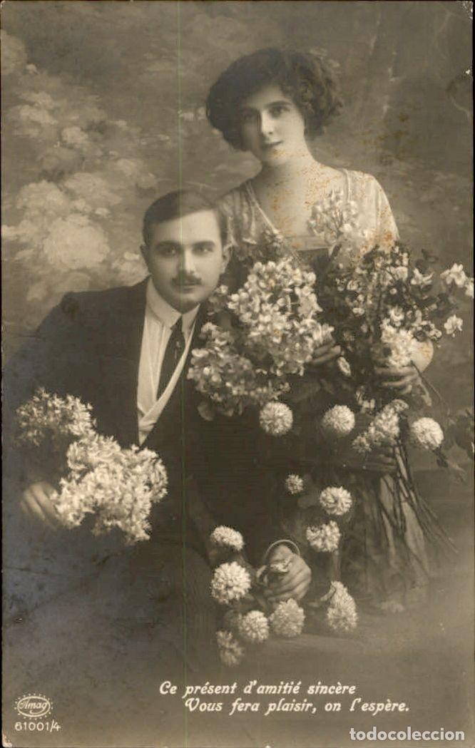 Postkarten: Antigua postal fotografia - Mujeres y Galantes - Circulada - Pareja - A&ntilde;os 1910/20