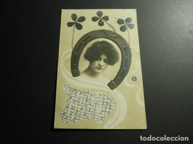 Postales: MUJER CON HERRADURA POSTAL - Foto 1